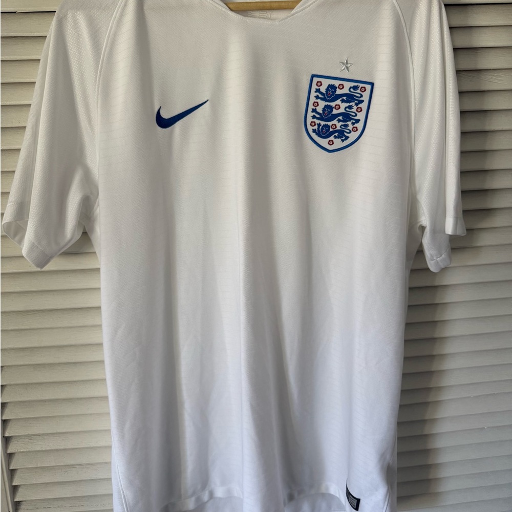 Nike Men's White England Soccer Jersey - Picture 1 of 6